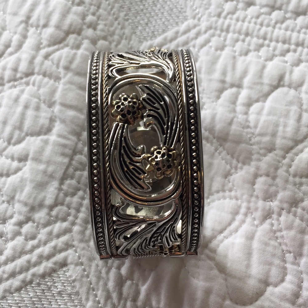 Cuff watch - Picture 4 of 4